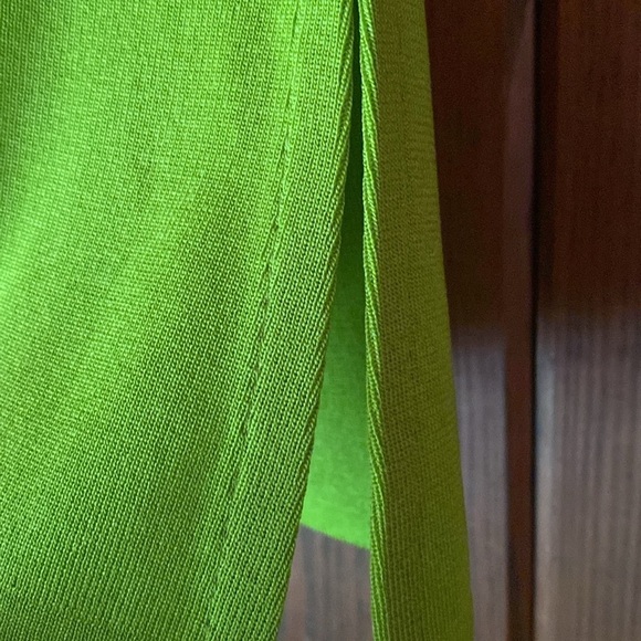 Misook Petite Lime Green Sleeveless Classic Knit Tank Top Size XXS - Picture 5 of 7